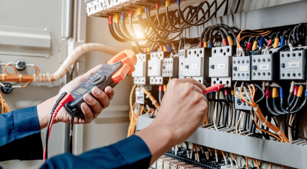 Best Emergency Electrical Repair  in Colfax, IA